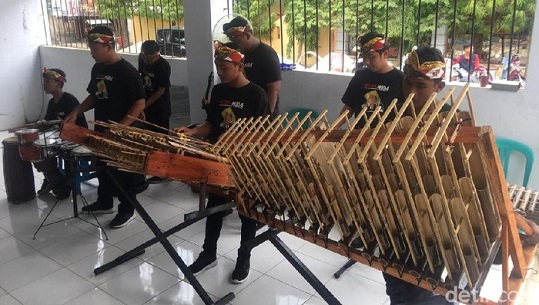 Unique Facts of Angklung, Traditional Musical Instrument