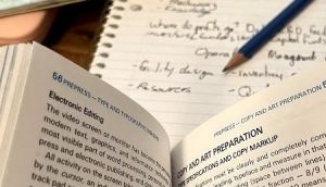 Perbedaan See, Look, Watch